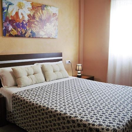 Amplio Piso 8 Mts Mezquita - Wifi - A/C - Parking Кордова Экстерьер фото