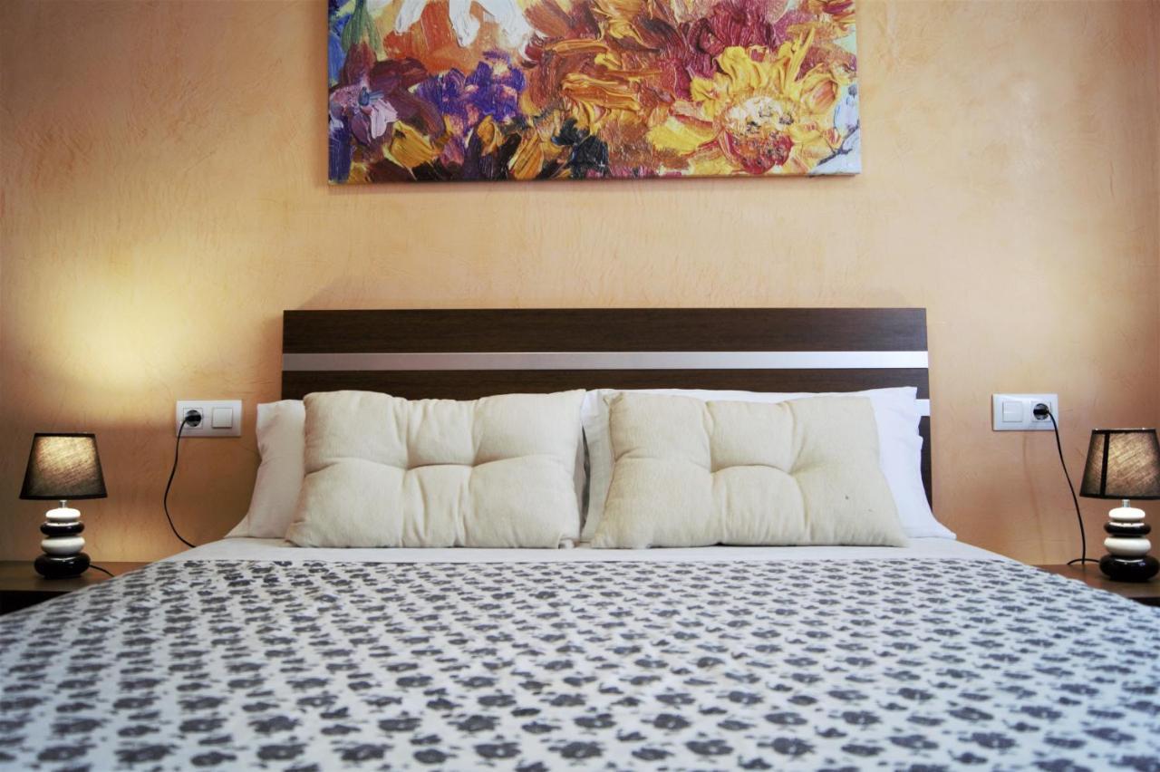 Amplio Piso 8 Mts Mezquita - Wifi - A/C - Parking Кордова Экстерьер фото