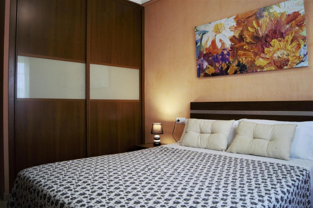 Amplio Piso 8 Mts Mezquita - Wifi - A/C - Parking Кордова Экстерьер фото